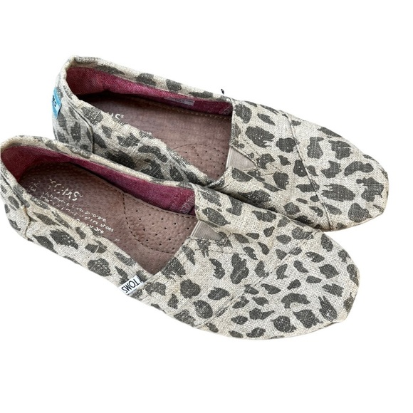 Tom’s Classic Canvas Flat Shoe-Size 8.5W - Picture 7 of 9